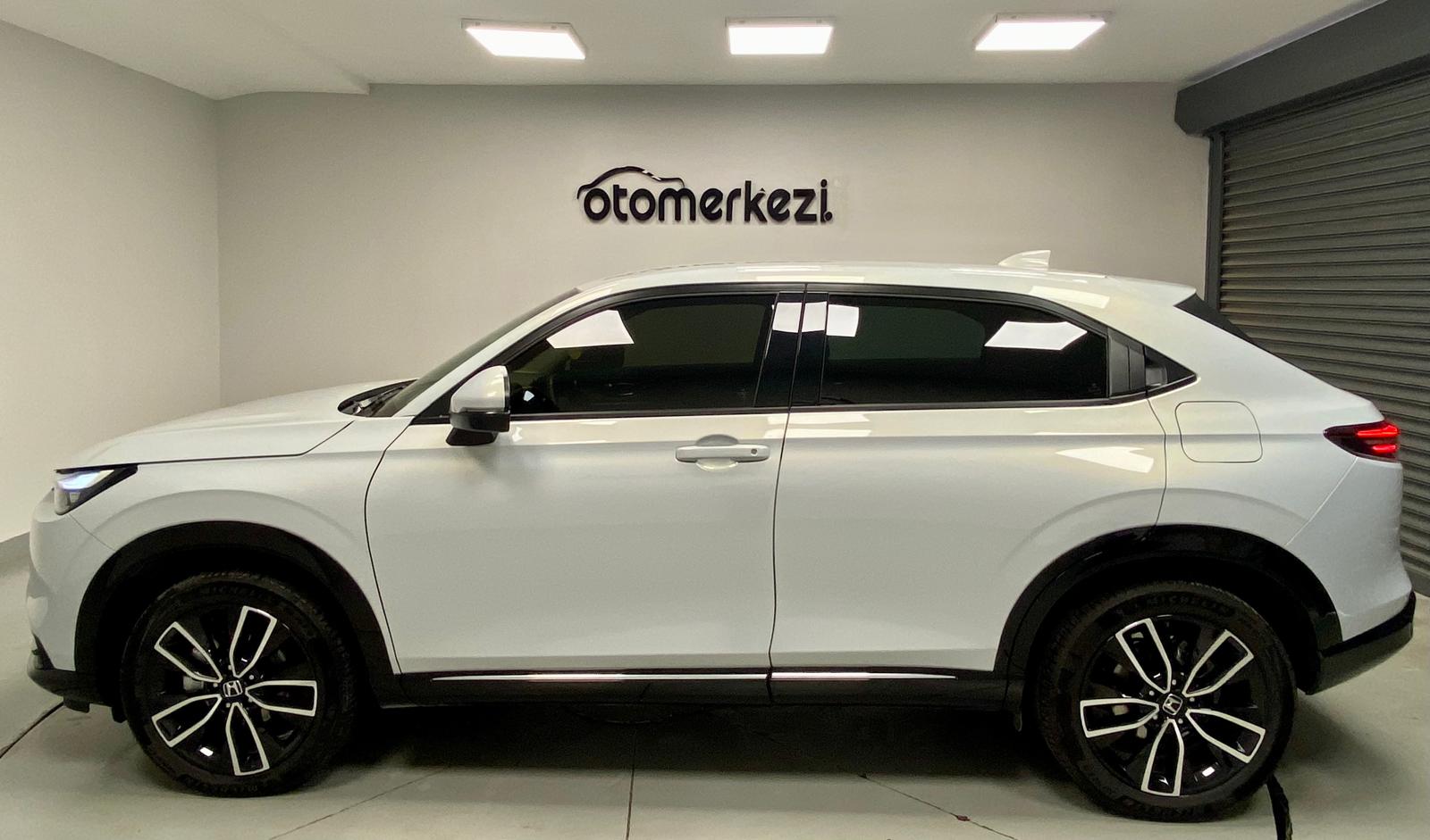 HONDA HR-V 8